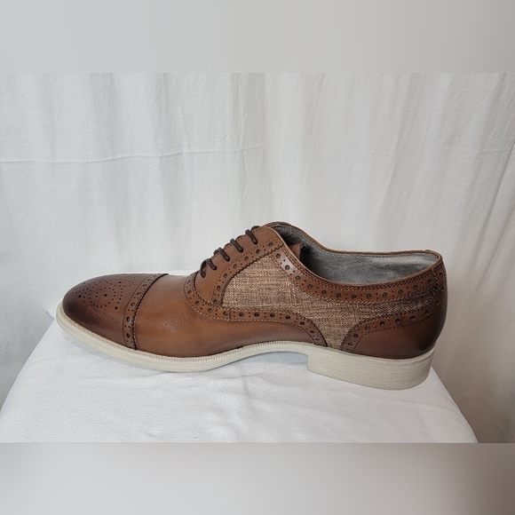 Kenneth Cole New York Two-Tone Brown Oxfords main image 4